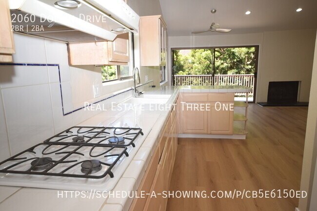 Building Photo - 2060 Dolpin Drive-