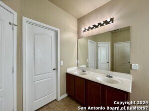 Building Photo - 5117 Black Horse