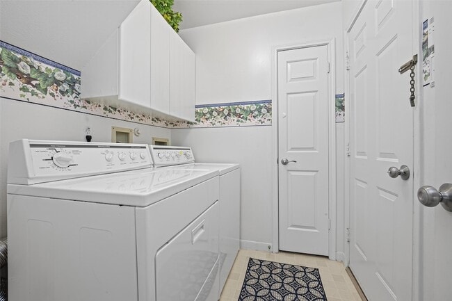 Building Photo - 4414 Ringrose Dr