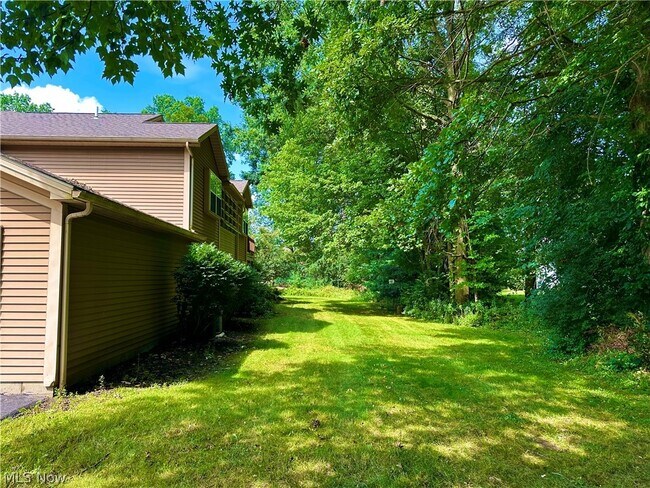 Building Photo - 1306 Fox Run Ct