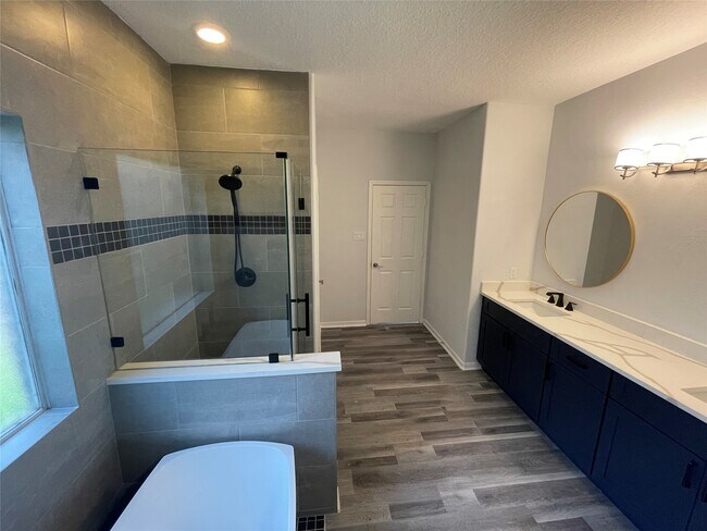 Building Photo - 24315 Camillia Ridge Way