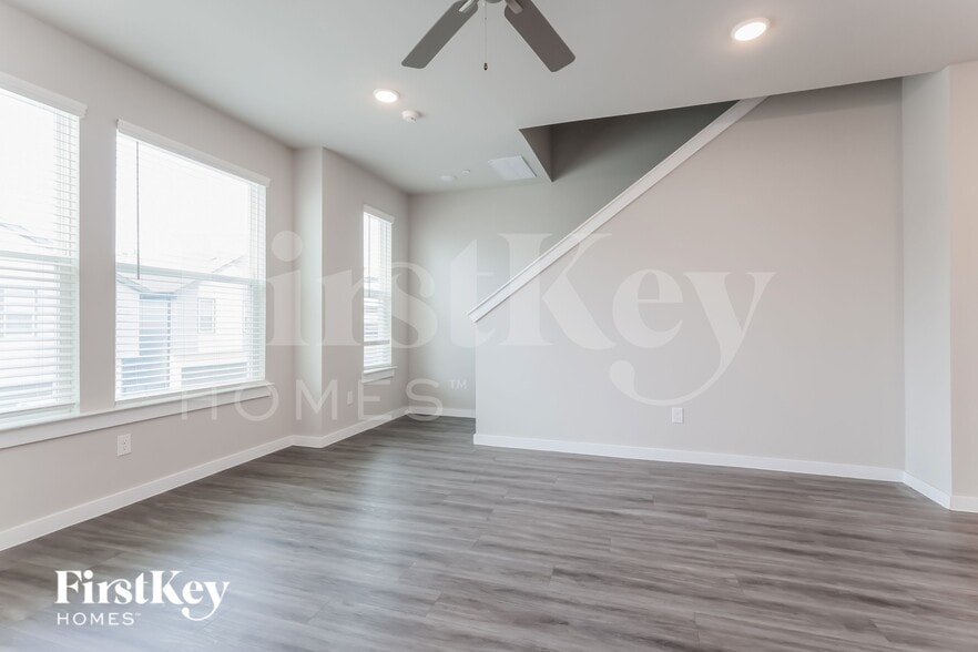 Building Photo - 18412 Idyllic Aly