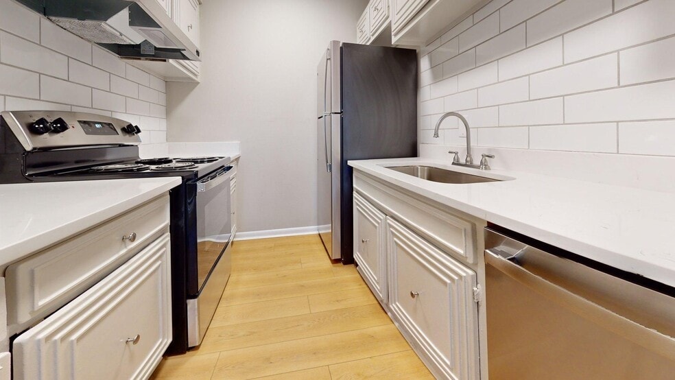 Interior Photo - Gulf View Apartments | Remodeled!