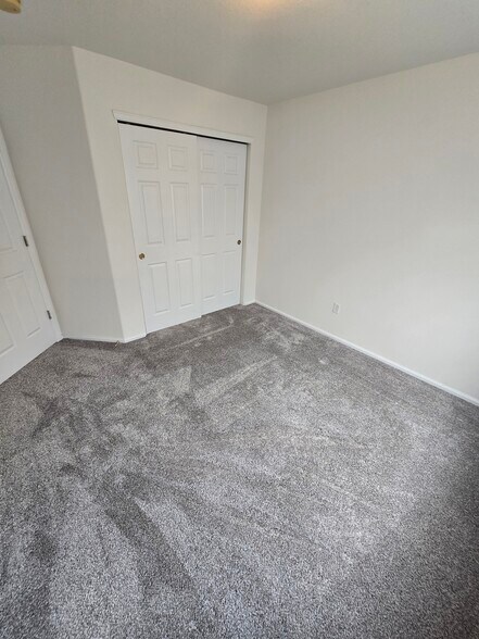 Building Photo - 19653 E 58th Dr