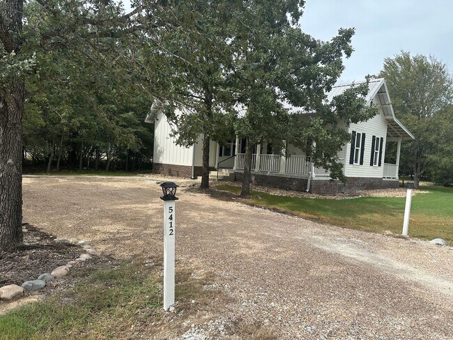 Building Photo - 5412 Raymond Stotzer Pkwy