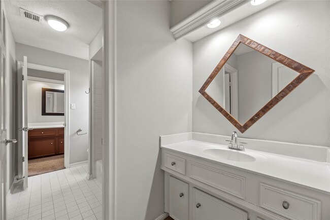 Building Photo - 12218 Moorcreek Dr