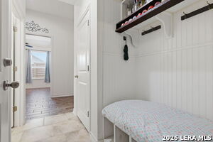 Building Photo - 12049 White River Dr