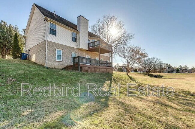 Building Photo - 1057 Meandering Way