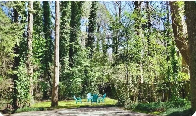 Building Photo - 1127 Clifton Rd NE