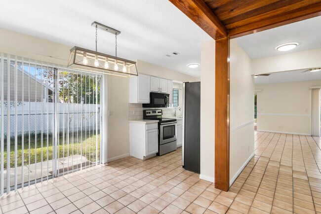 Building Photo - 18321 Jupiter Landings Dr
