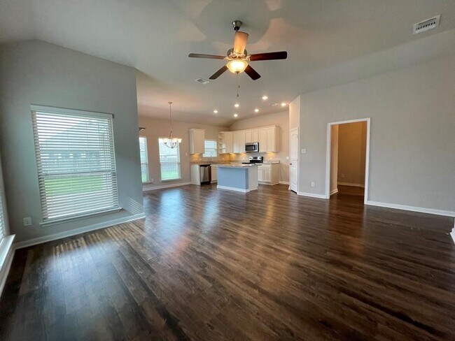 Building Photo - 8113 Northgate Lp
