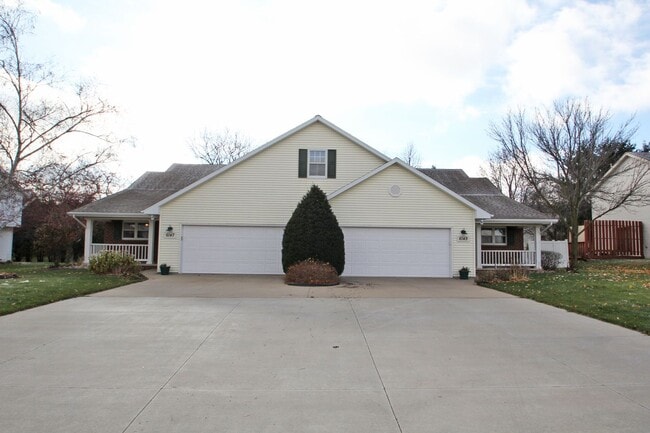 Building Photo - 6149 Aerotech Dr