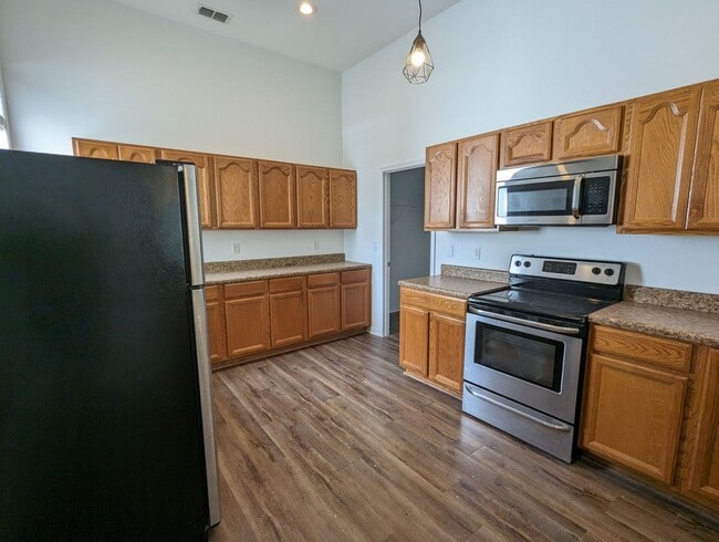 Building Photo - 3 Bedroom, 2 Bath with Private Balcony off Primary Bedroom in St. Augustine Shores - Call us for ...