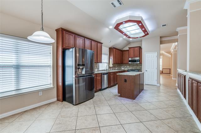 Building Photo - 2709 Foxpoint Trail