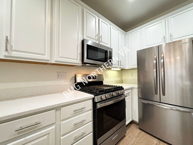 Building Photo - 9508 Walker Way
