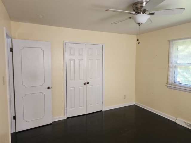 Building Photo - 2105 Larkspur Dr