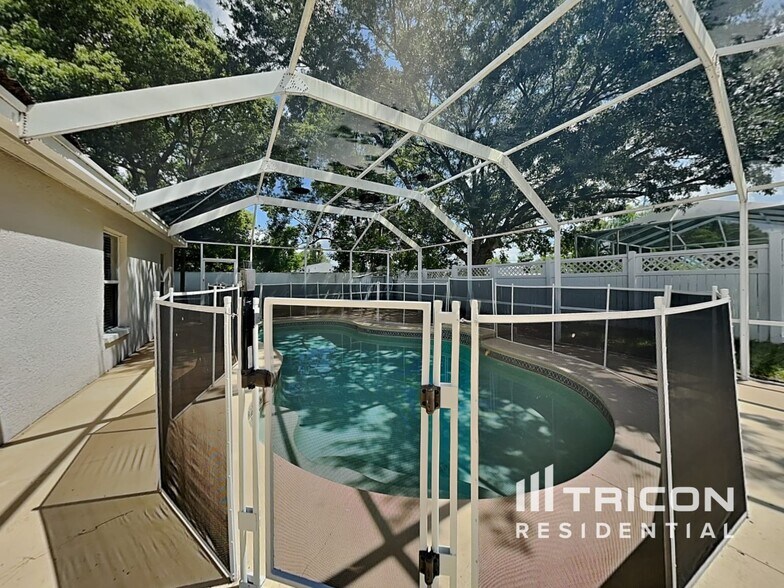 Building Photo - 4220 Mast Ct