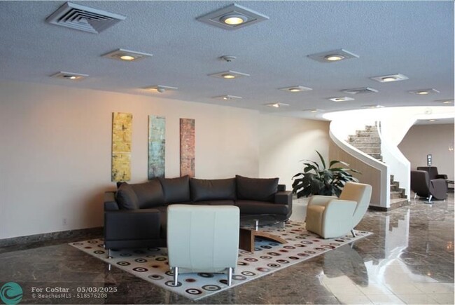 Building Photo - 1360 S Ocean Blvd