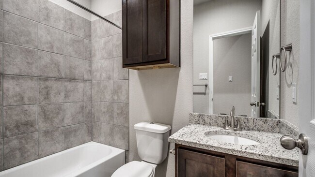 Building Photo - 3406 Scott Cir