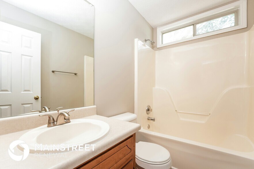 Building Photo - 110 Millcrest Dr