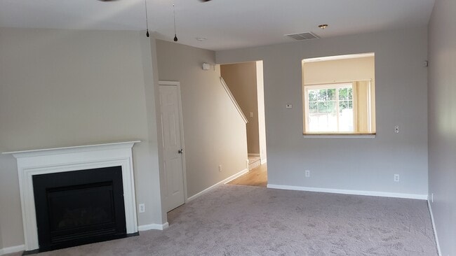 Building Photo - 2853 Summergrove Ct