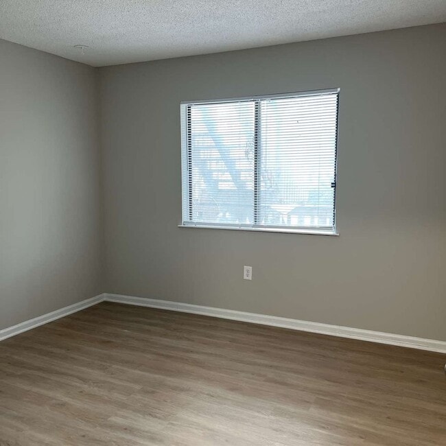 Building Photo - WELCOME TO COTTON HOPE HHI