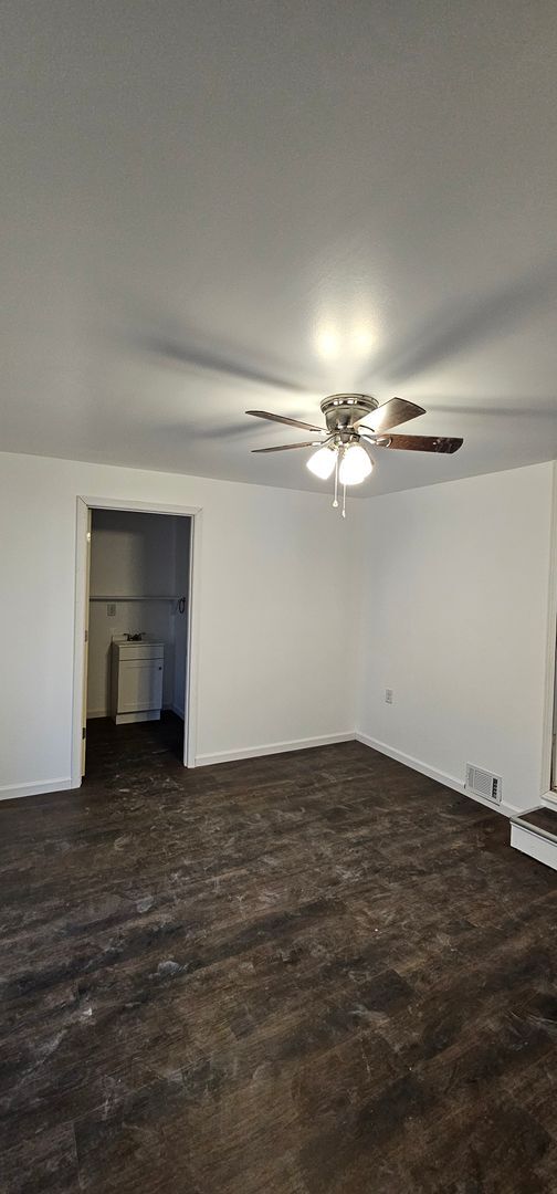 Building Photo - Renovated 4 bedroom with full unfinished basement