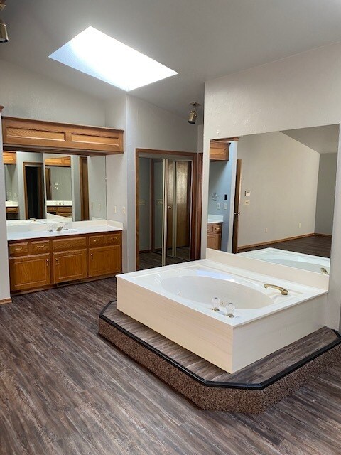 Building Photo - 9900 Rockwell Terrace