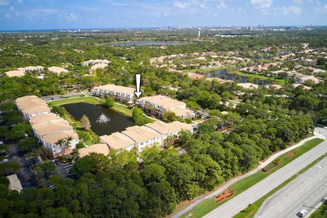 Building Photo - 9112 Myrtlewood Cir W