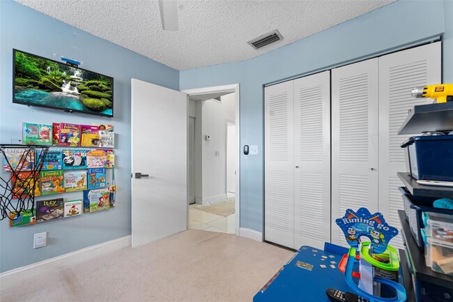 Building Photo - 2852 NW 80th Ave