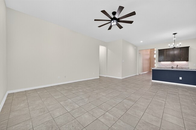 Building Photo - 40519 Goldeneye Pl