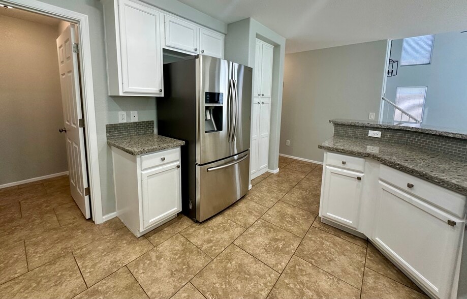 Building Photo - 6757 W Firebird Dr