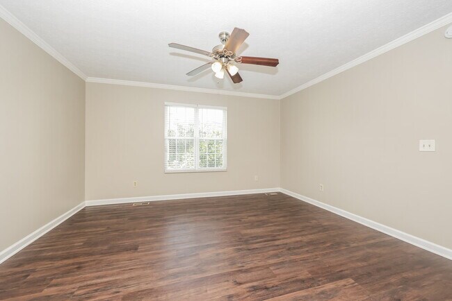 Building Photo - 4008 Calumet Dr