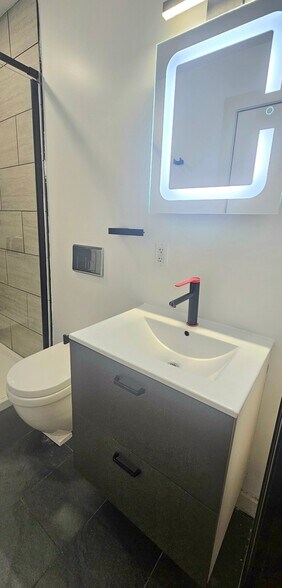 Building Photo - 35 Springside Ave