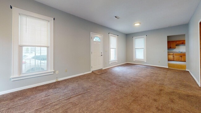 Building Photo - Madison/W.95th neighborhood : 3 bedroom/1 bath single family house available NOW.