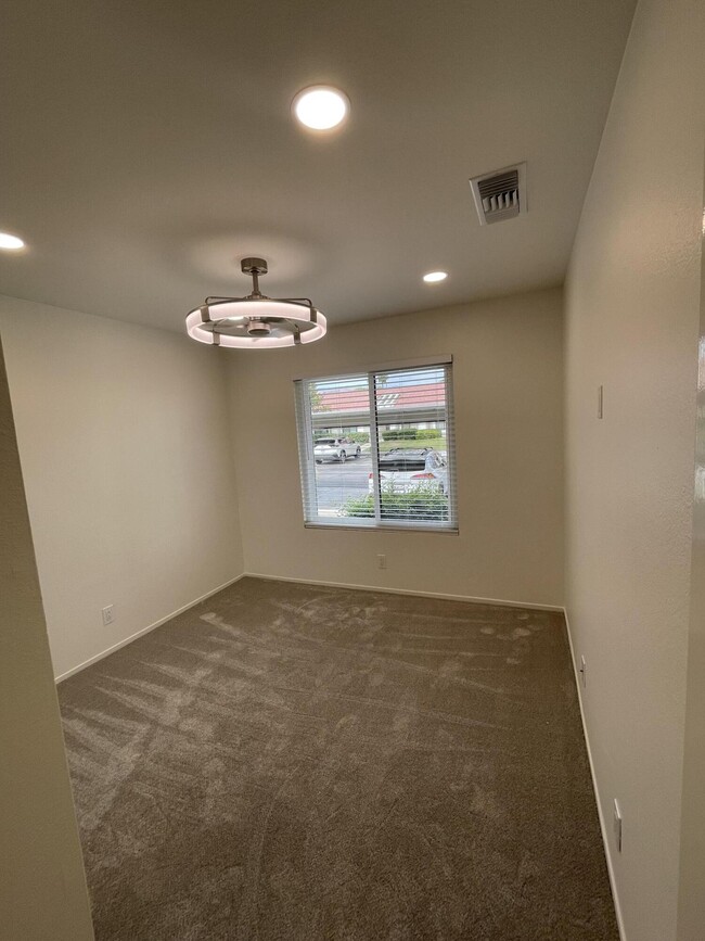 Building Photo - 43376 Cook St