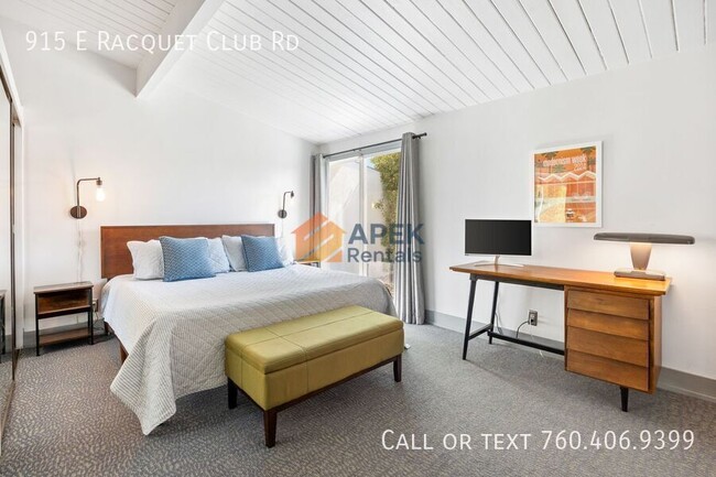 Building Photo - 915 E Racquet Club Rd