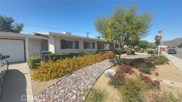 Building Photo - 26415 Cherry Hills Blvd