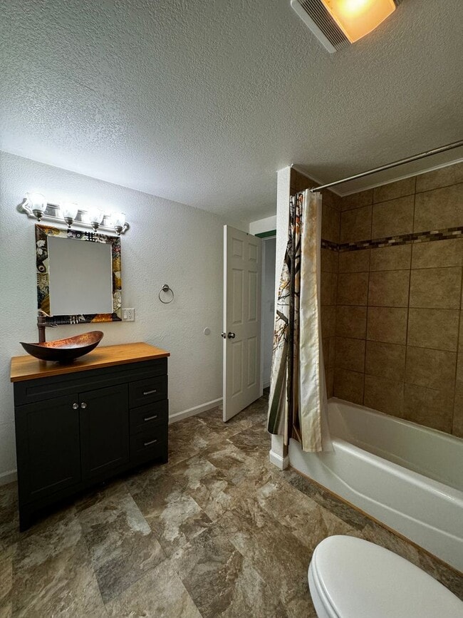 Building Photo - 1843 Square Foot River Front two level hom...