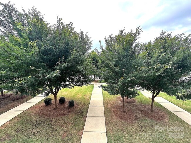 Building Photo - 228 Overstone Ct