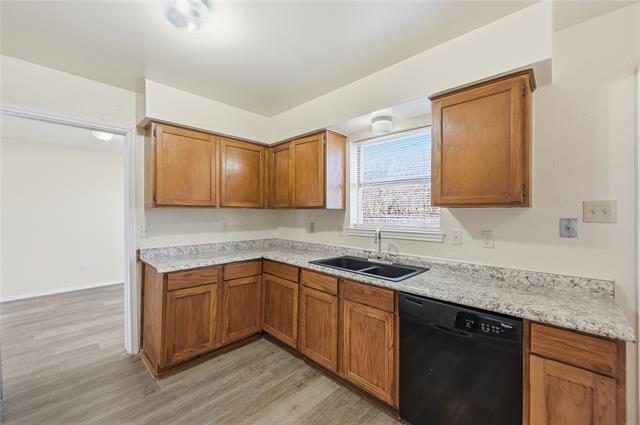 Building Photo - 911 Wellridge Dr