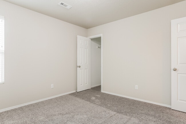 Building Photo - 3253 Sidell Estates Rd