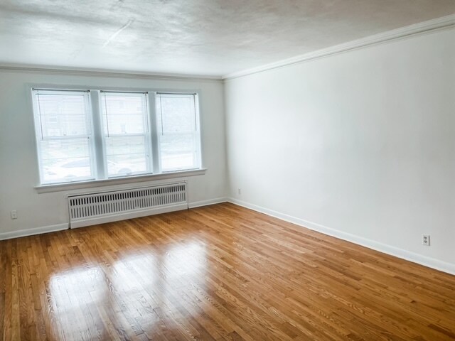 Large Living Room w/Hardwood Floors - 8150 Whitburn Dr