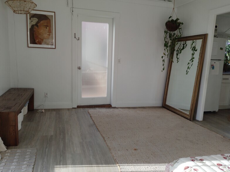 Building Photo - 1840 S Coast Hwy