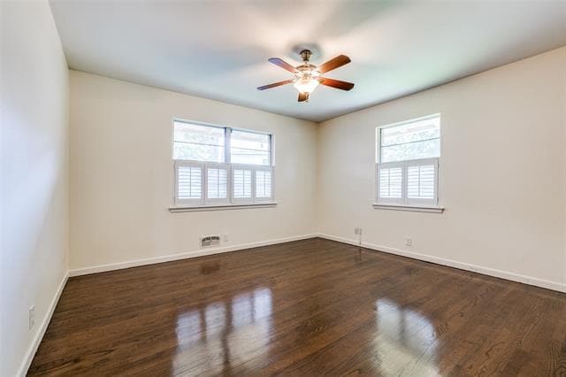 Building Photo - 7232 Syracuse Dr