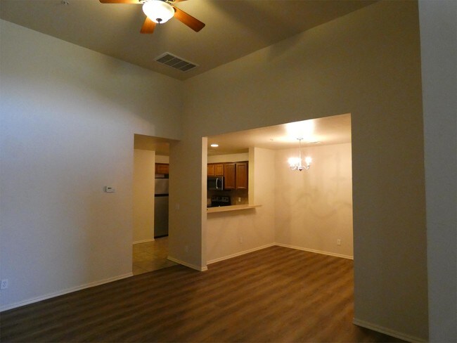 Building Photo - 2625 Cedar Tree Rd