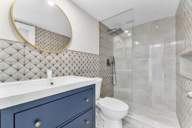 Building Photo - 3001 S Course Dr