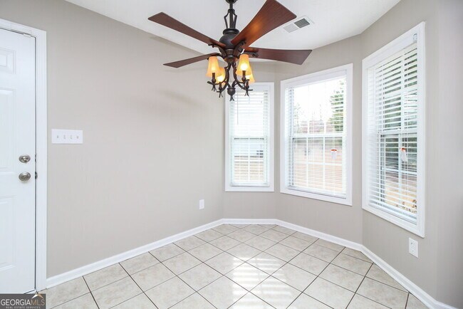 Building Photo - 3268 Tuggle Ives Dr NE