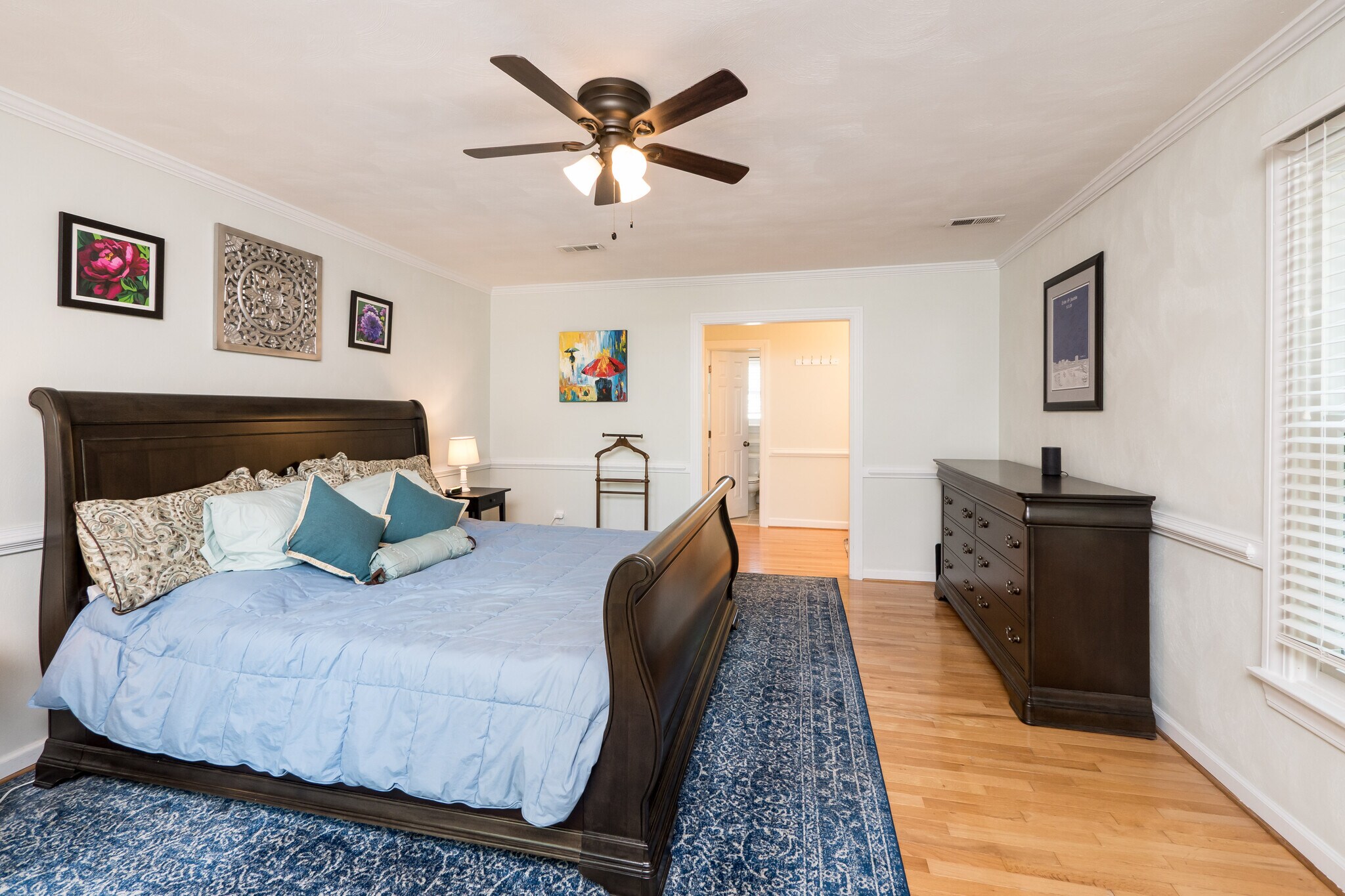 Building Photo - 338 W Olney Rd