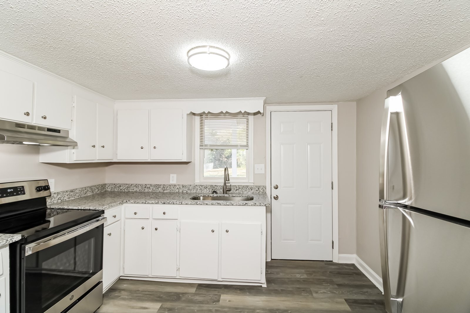 Building Photo - 1607 Lee St